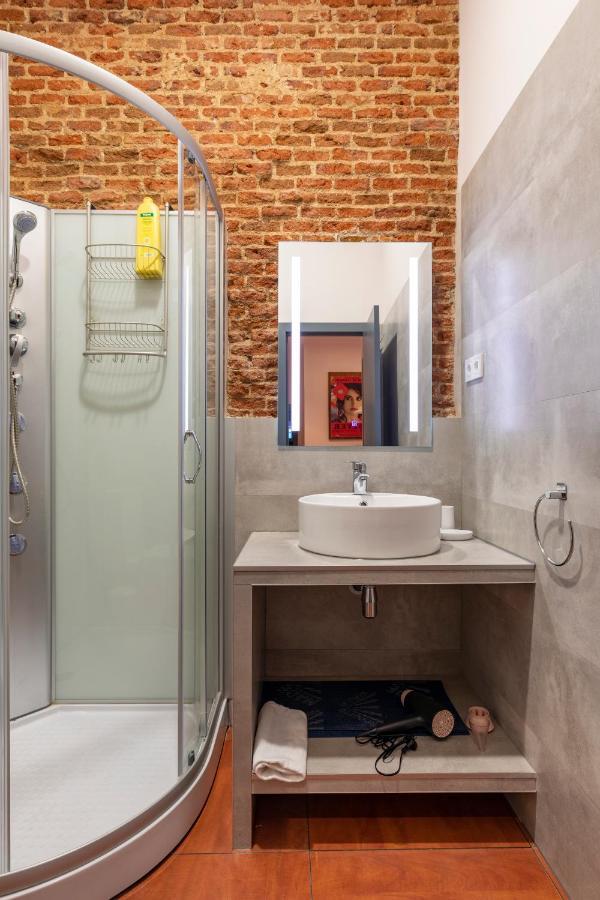 Homeabout Imperial Apartment Madrid Exterior foto